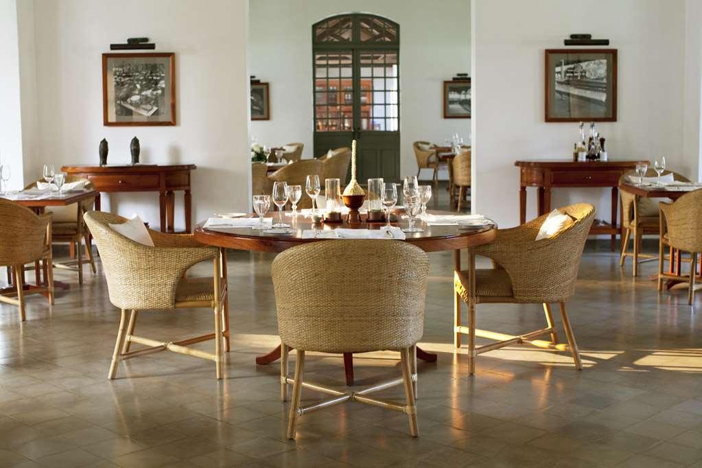 Amantaka Resort Luang Prabang Ristorante foto