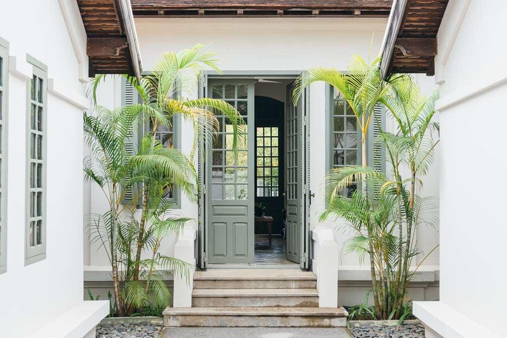 Amantaka Resort Luang Prabang Esterno foto